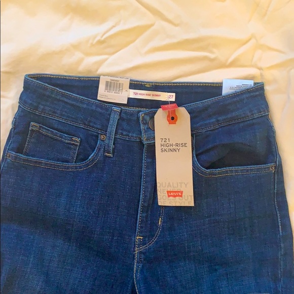 LEVI’s 721 High-Rise Skinny Jeans - Picture 2 of 3